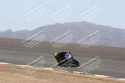 media/Apr-10-2022-SoCal Trackdays (Sun) [[f104b12566]]/Bowl (11am)/